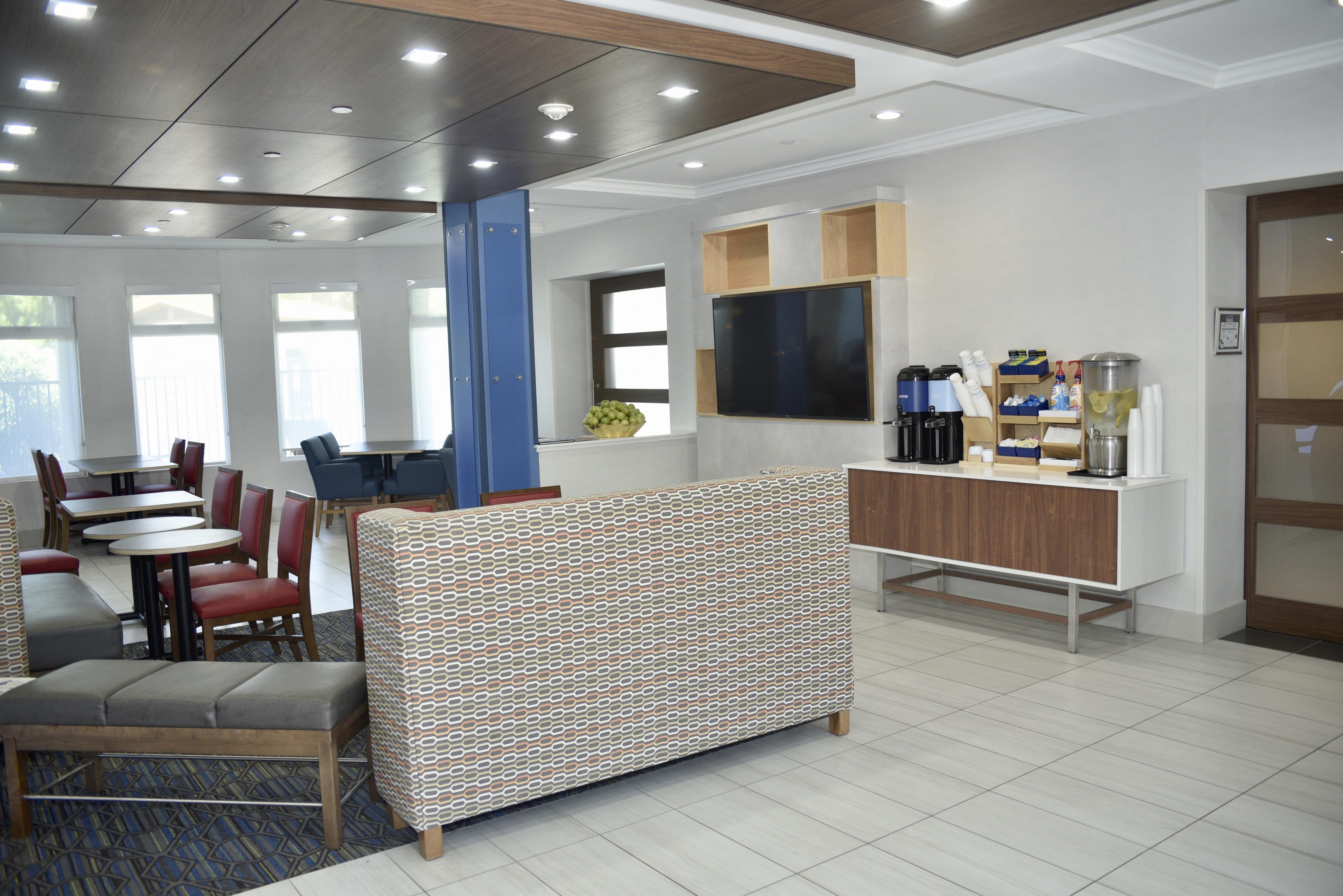 Holiday Inn Express Windsor Sonoma Wine Country By Ihg Kültér fotó