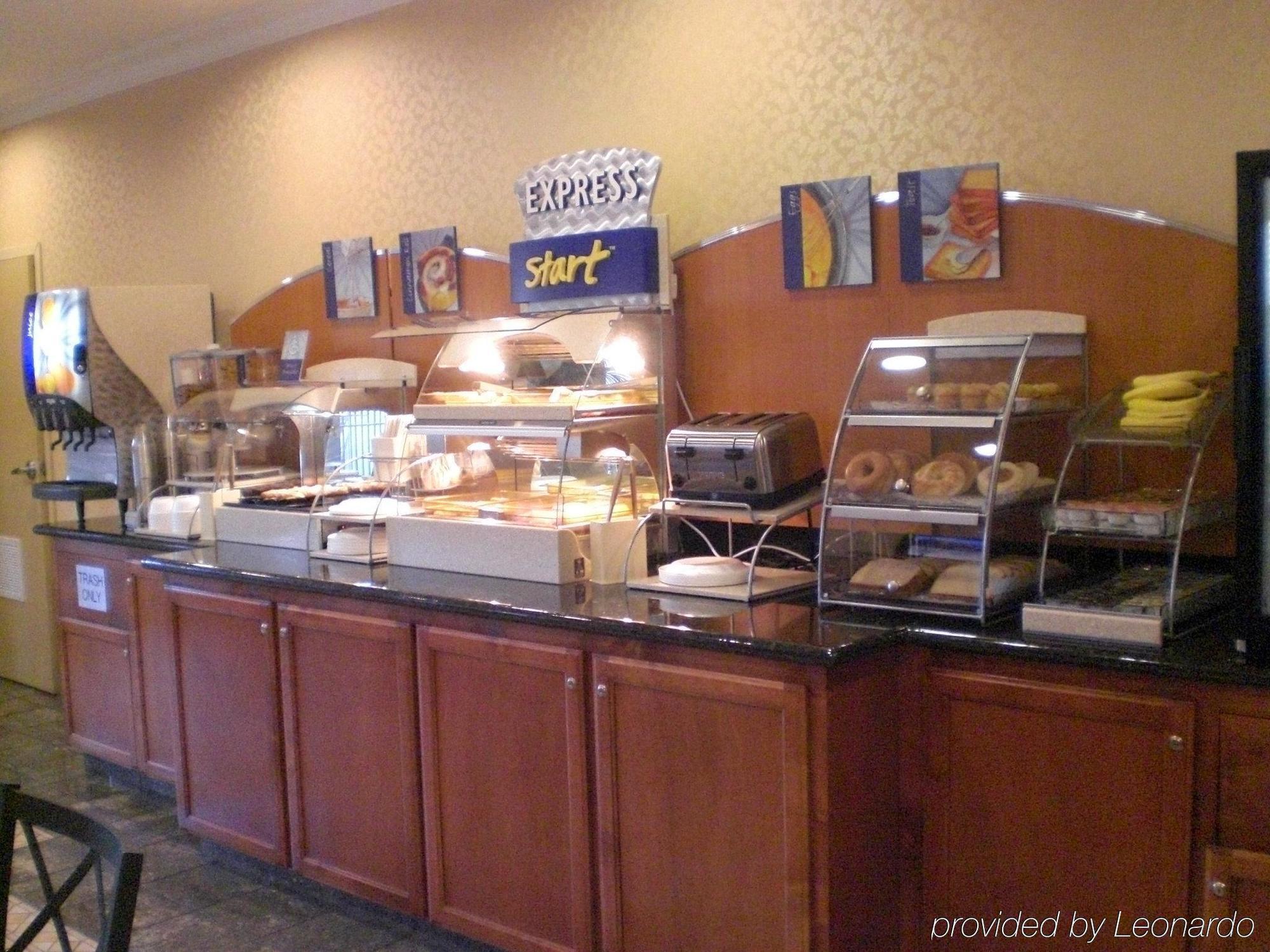 Holiday Inn Express Windsor Sonoma Wine Country By Ihg Étterem fotó